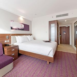 Camera con letto queen size